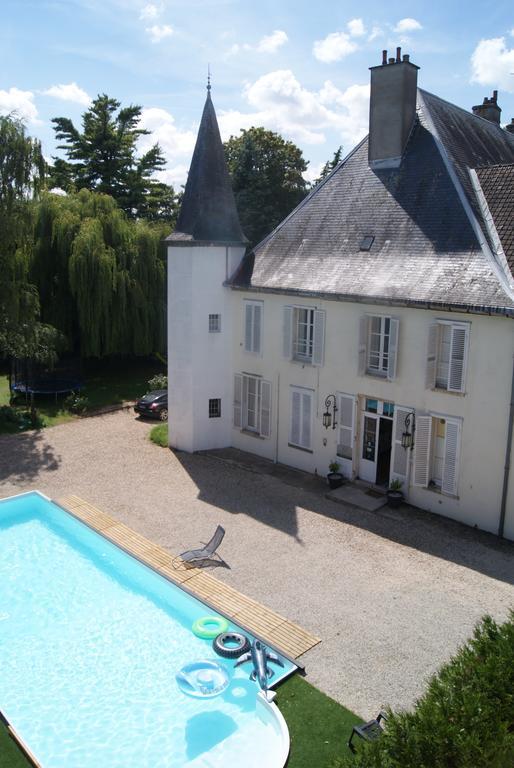Chateau De Seurre - No Boring People Please - O6-Io-66-95-83 Bed and Breakfast Exteriör bild
